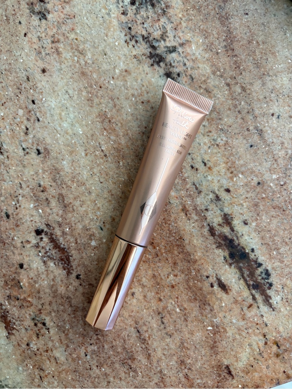 Charlotte Tilbury Pillow Talk Liquid Highlighter Wand
